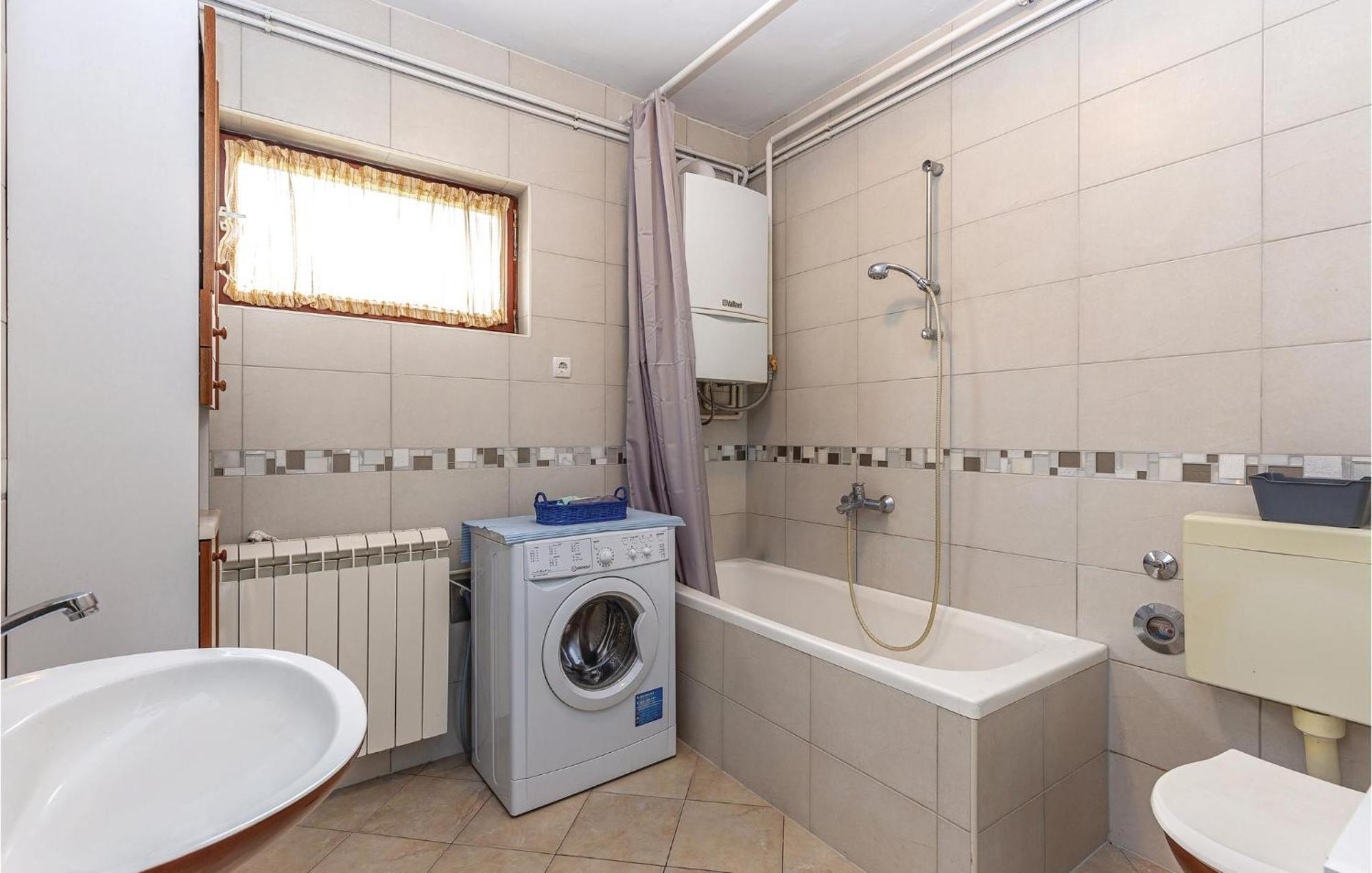 Amazing Apartment In Rijeka With Wifi 외부 사진